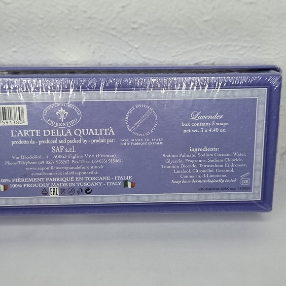 Saponificio Artigianale Fiorentino Lavender Soap Set of 3 Round Floral Bars - Picture 7 of 11